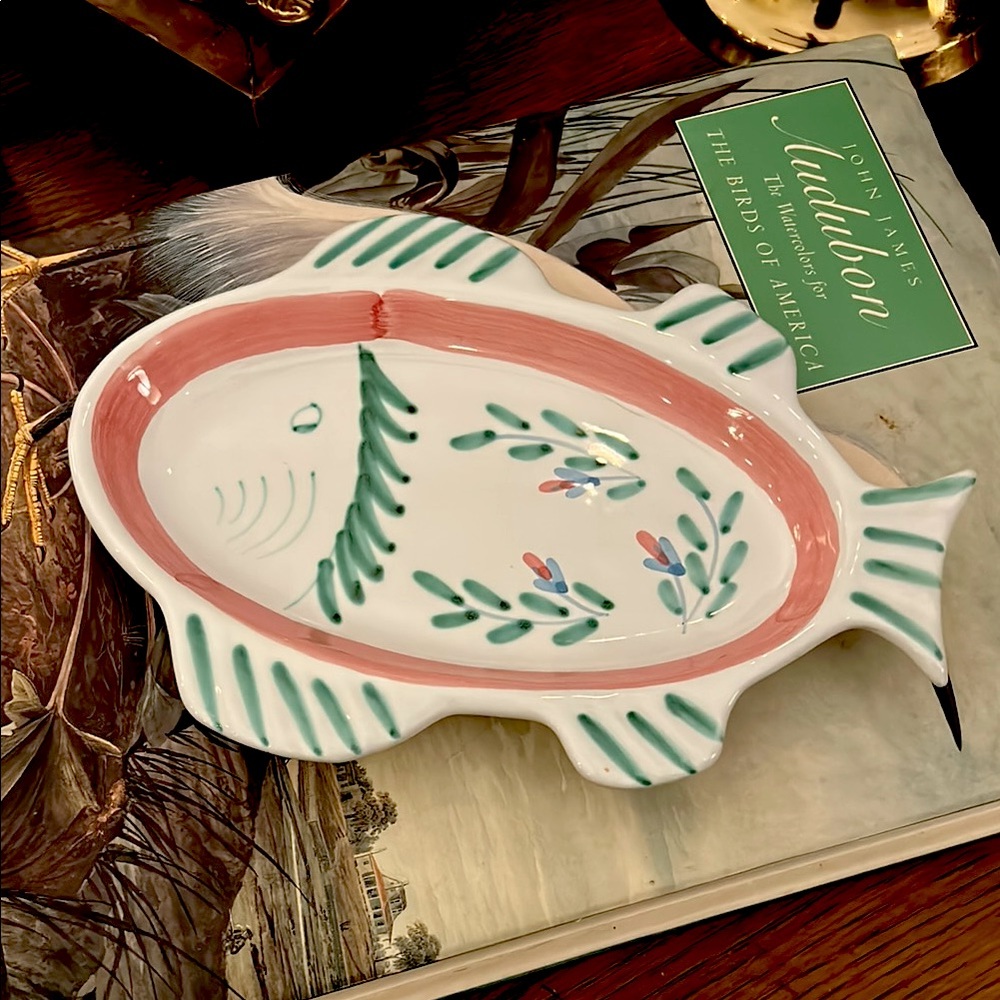 Caleca Pink Garland Fish Platter